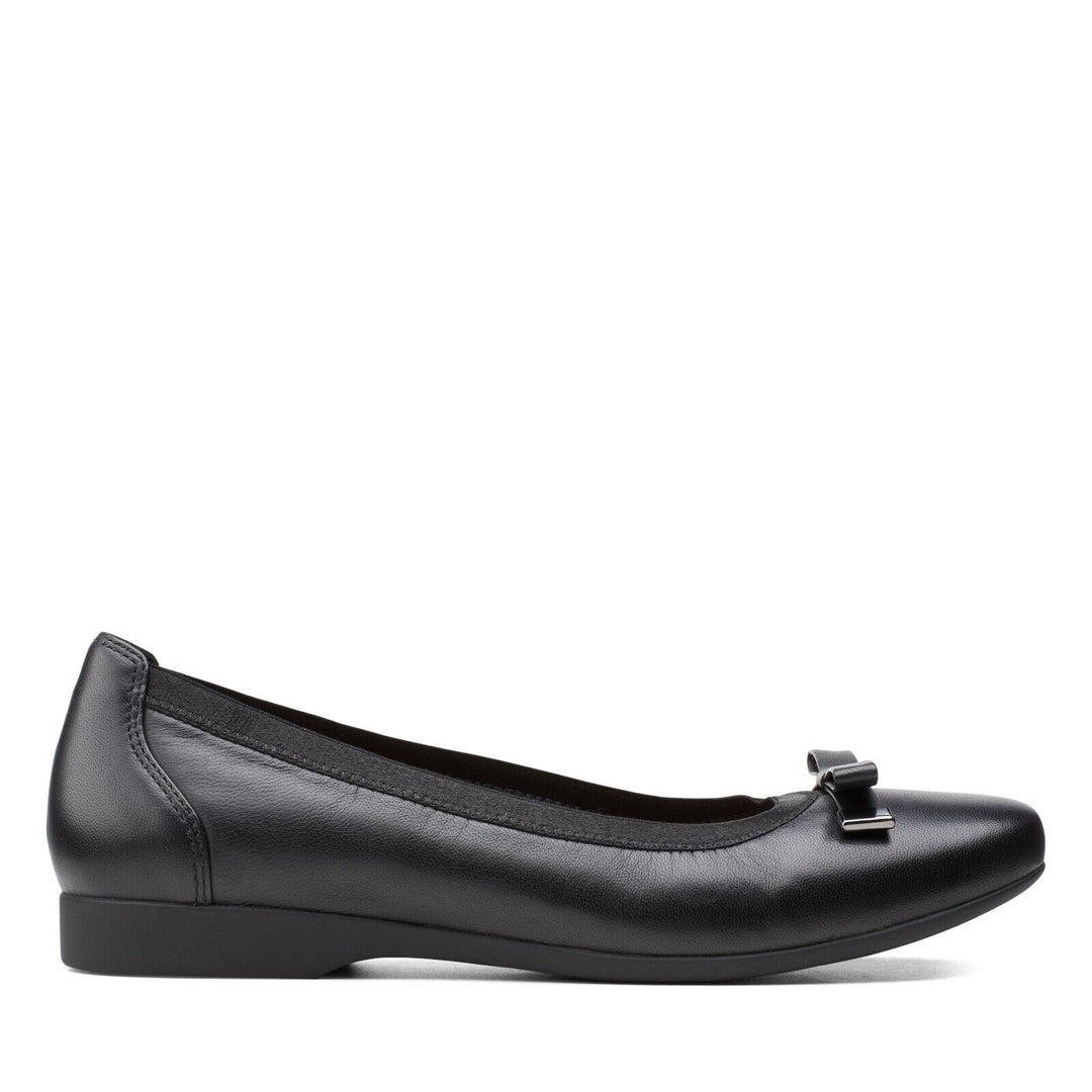 Clarks Unstructured Un Darcey Bow D Fit Ladies Leather Slip On Ballerina Pumps Shoes Black