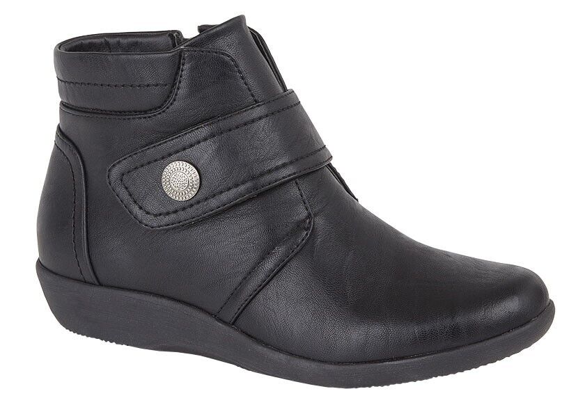 Boulevard L444A Ladies Black Wide EE Fitting Faux Leather Touch Fasten With Zip Ankle Boots