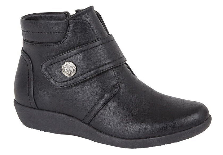 Boulevard L444A Ladies Black Wide EE Fitting Faux Leather Touch Fasten With Zip Ankle Boots
