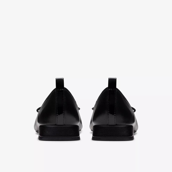 Clarks Signature Ladies Leather/ Patent Combination Dolly Low Heel Court Shoes Black/Black Patent