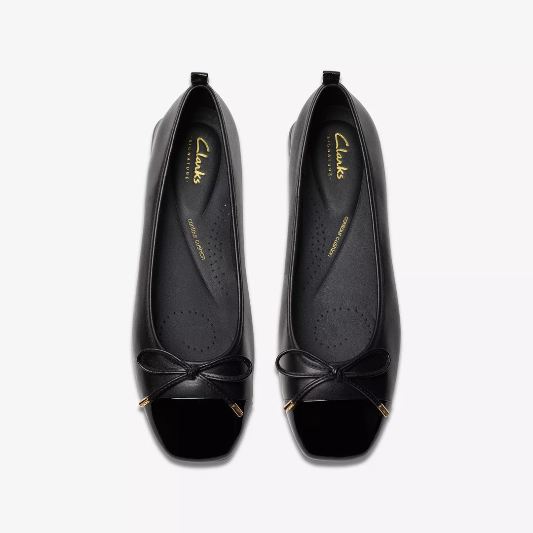 Clarks Signature Ladies Leather/ Patent Combination Dolly Low Heel Court Shoes Black/Black Patent