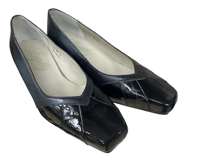 Equity Alicia Wide Fitting EE Leather Vintage Court Shoes Black Leather/ Patent Uk 4