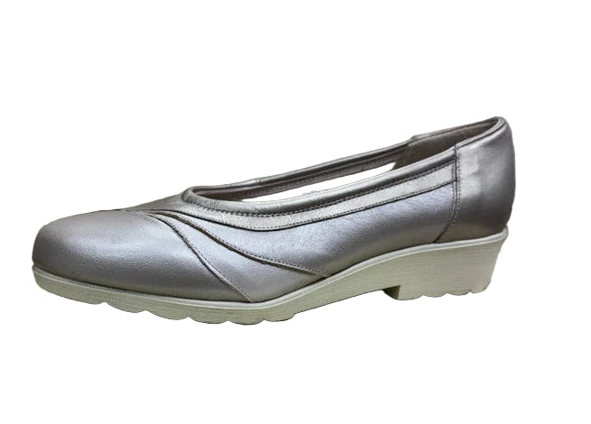 Equity Blenheim Womens EE EXTRA WIDE FIT Beige Leather Flat Pumps Slip On Shoes