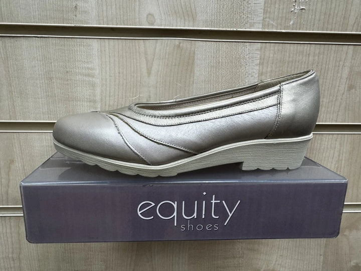 Equity Blenheim Womens EE EXTRA WIDE FIT Beige Leather Flat Pumps Slip On Shoes