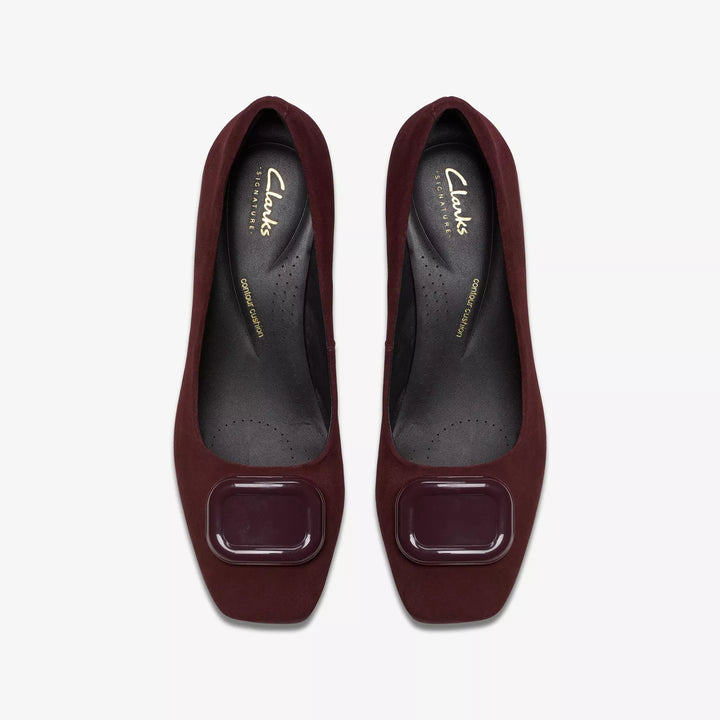 Clarks Signature Fernie Trim Ladies Merlot Suede Leather Square Toe Block Heel Court Shoes