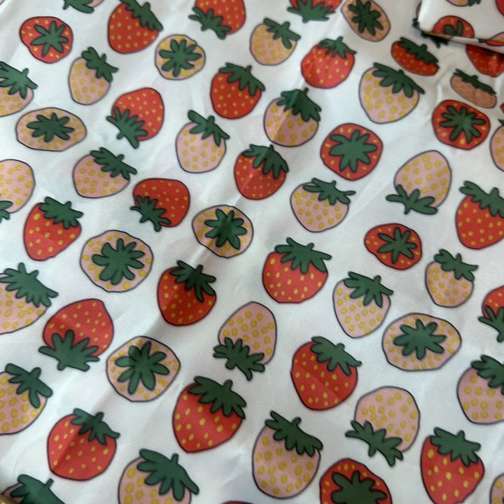Eco Friendly Foldable Large Shopping Bag With Pouch Strawberry Patterned