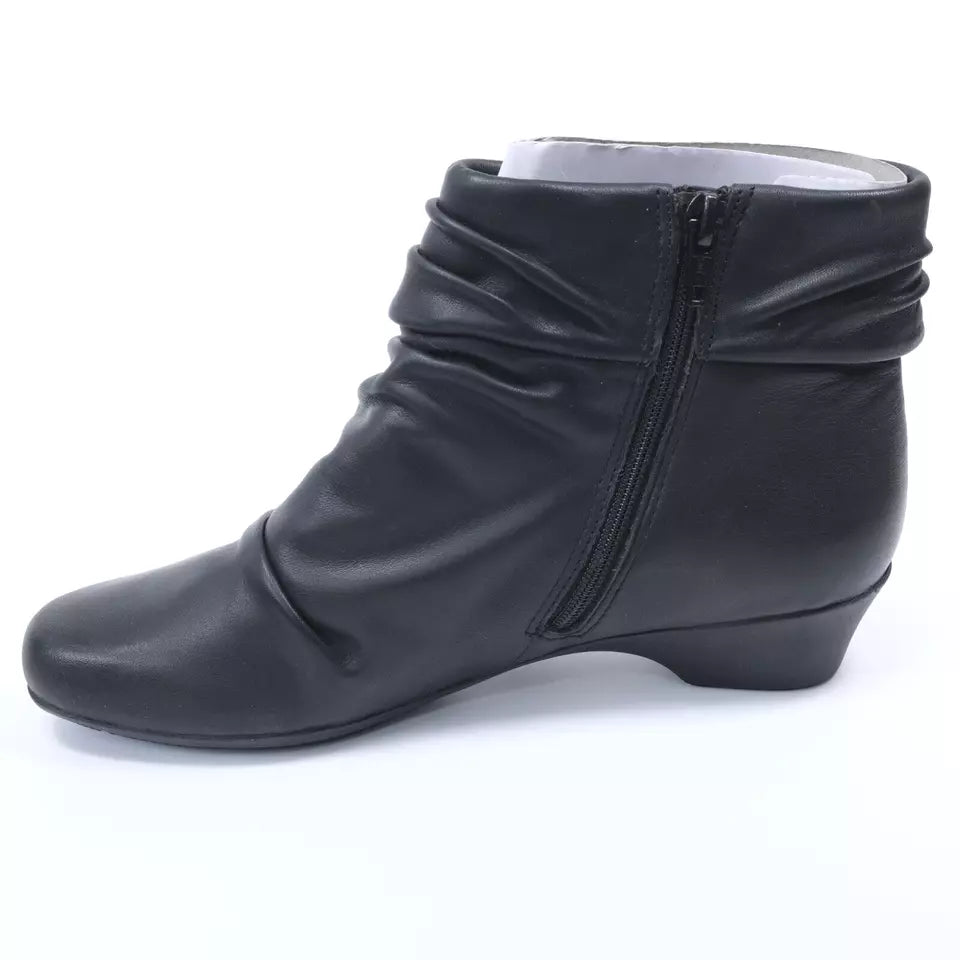 Clarks Matron Ella Ladies Wide E Fit Black Leather Ruched Soft
